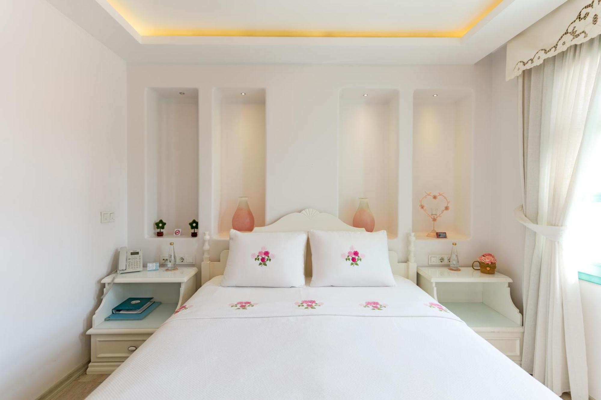 Sigacik Gardenya Buti̇K Otel Kültér fotó